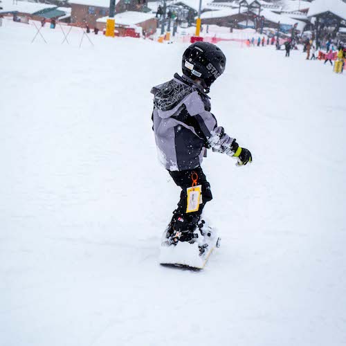 pik zwart mooi What to Expect From Your Child's Snowboard Lesson - Angel Fire Resort