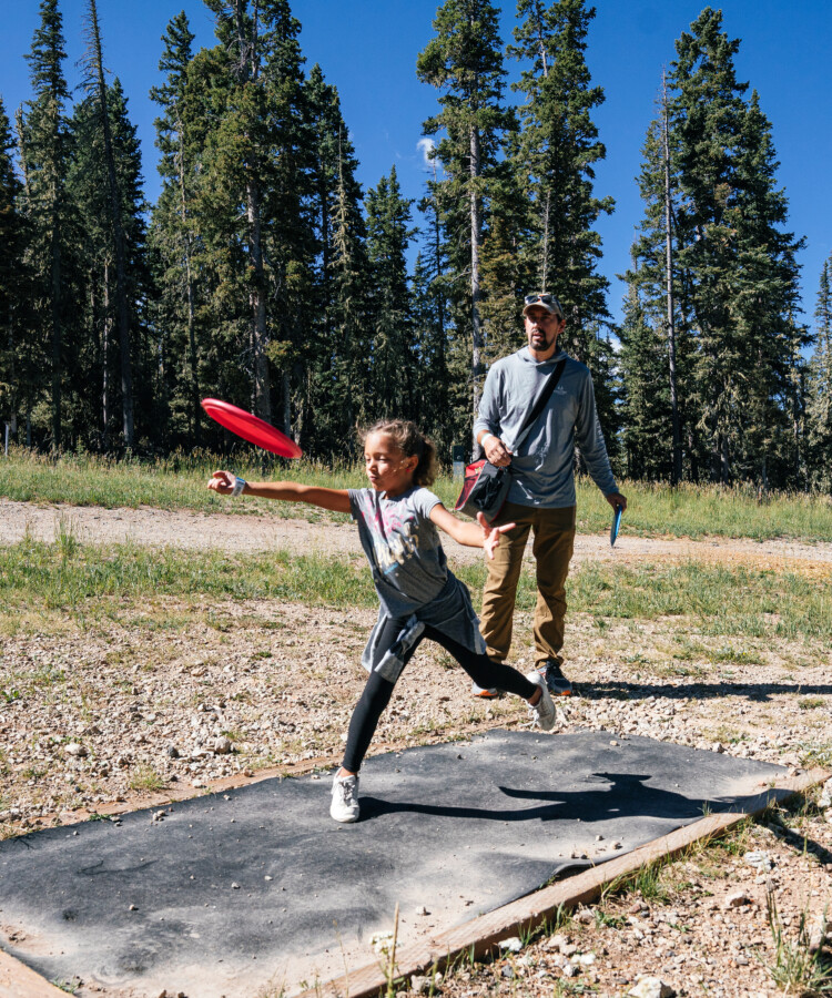 Family Disc Golf at the Summit
