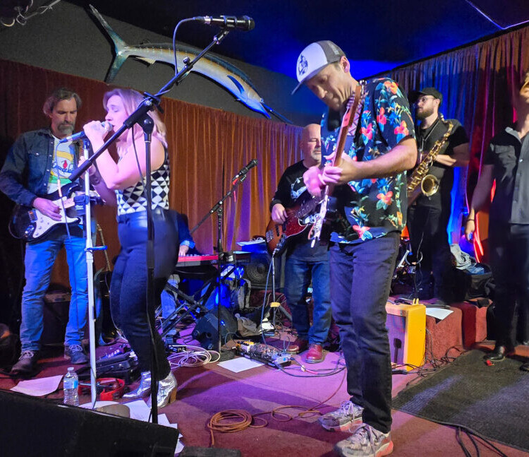 Myrrhine-and-the-Big-Suitcase_-1024×647