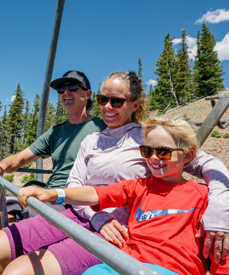 2026-06_ScenicChair_ChileExpress_Family_Summer-01203-4×5
